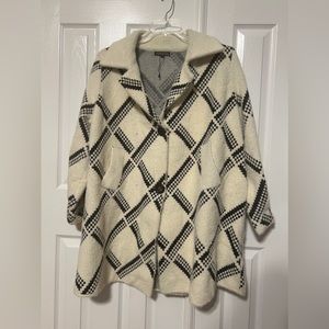 Kensington Women’s Ivory Black Coat Jacket XL